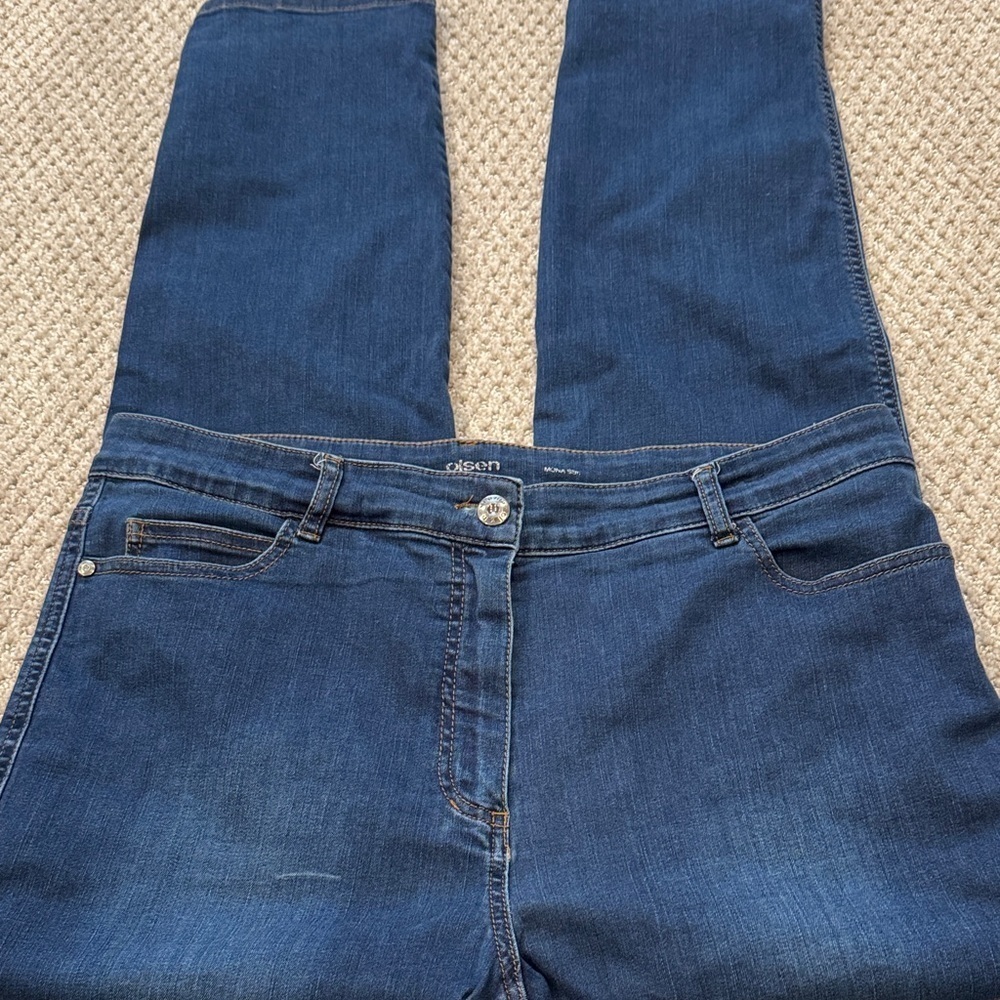 Classic Blue Women's Jeans